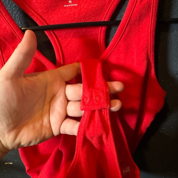 GAP Red Sleeveless Fitted Modern Cotton Bodysuit Size Medium - Picture 3 of 4